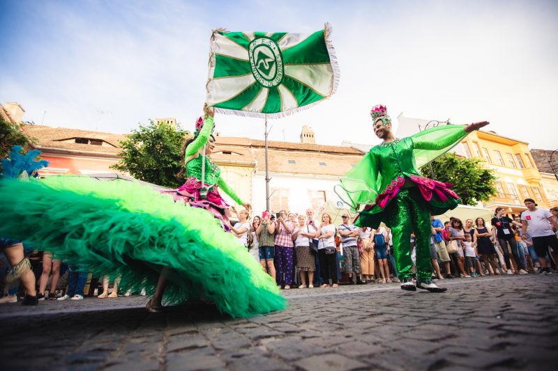 Identitate de brand pentru Banca Transilvania, in cadrul Festivalului International de Teatru FITS Sibiu 2019