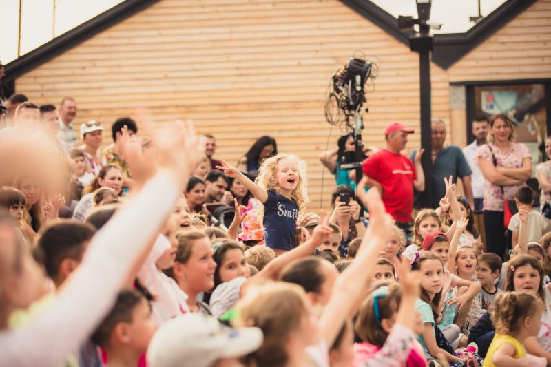 Identitate de brand pentru Banca Transilvania, in cadrul Festivalului International de Teatru FITS Sibiu 2019