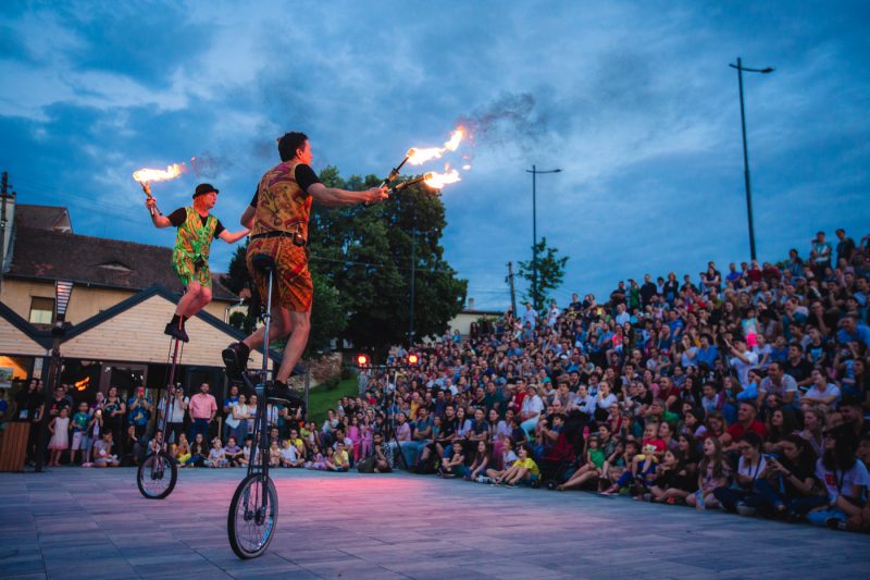 Identitate de brand pentru Banca Transilvania, in cadrul Festivalului International de Teatru FITS Sibiu 2019