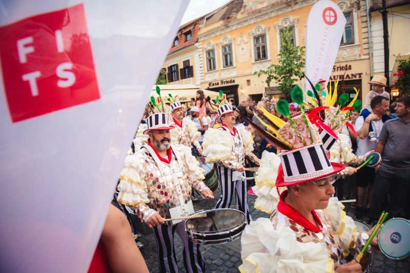 Identitate de brand pentru Banca Transilvania, in cadrul Festivalului International de Teatru FITS Sibiu 2019