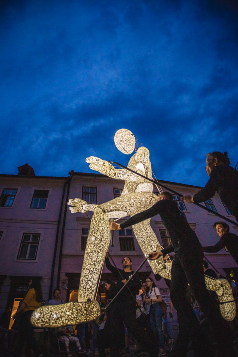 Identitate de brand pentru Banca Transilvania, in cadrul Festivalului International de Teatru FITS Sibiu 2019