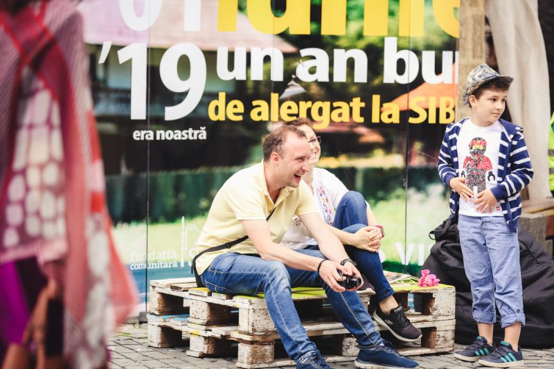 Picnic in Piata Huet Sibiu, a doua zi dupa Maratonul International de la Sibiu