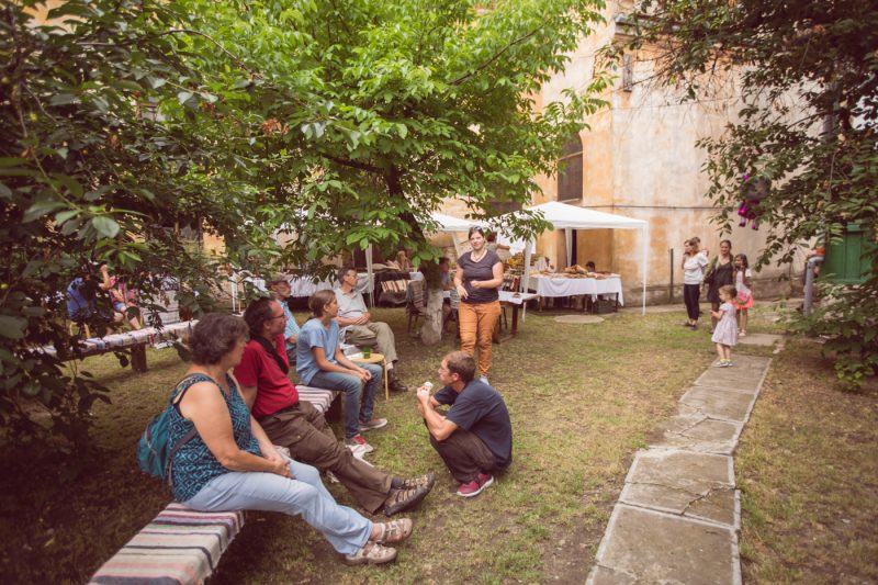 Sinagoga Medias - targ de pe valea Hartibaciului