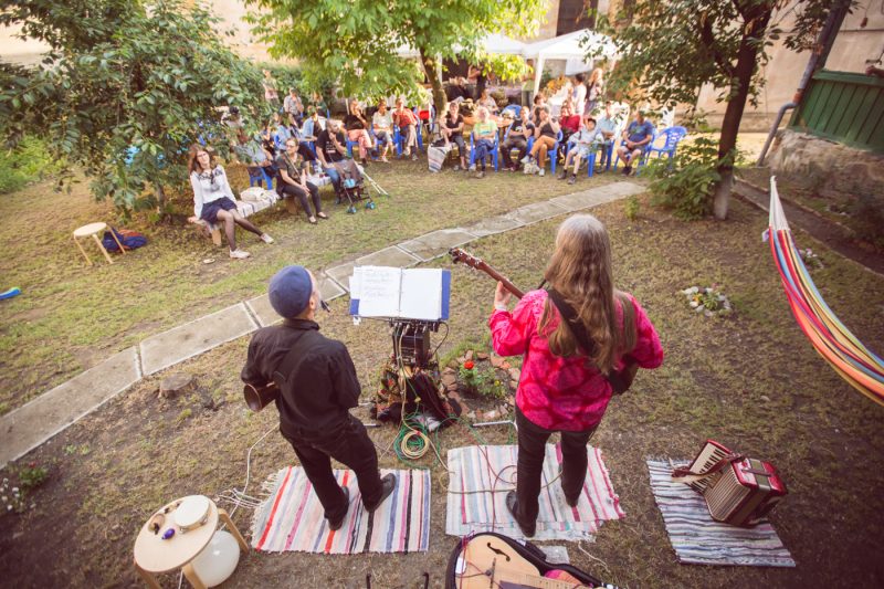 Sinagoga Medias - targ de pe valea Hartibaciului